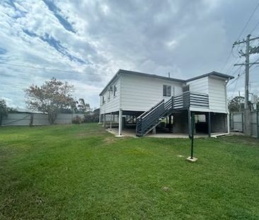 THIS CHARMING 4 BEDROOM HOME IS AVAILABLE FOR RENT NOW! - Photo 5