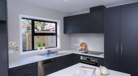 You won't want to scroll past this one! - Photo 4