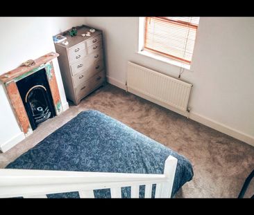 3 Bed Terraced House, Edgehill Street, RG1 - Photo 5