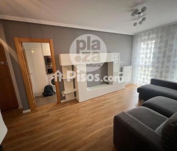 Piso en alquiler en Calle de Jose Vicente del Val - Photo 4