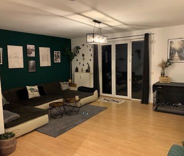 Geräumige 2-Zimmer-Wohnung mit Terrasse in zentraler Wohnlage - Photo 1