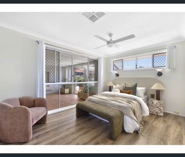 Single-Level Waterfront Living with Expansive Views - Photo 3