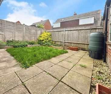 Beech Grove, Warminster, BA12 - Photo 4