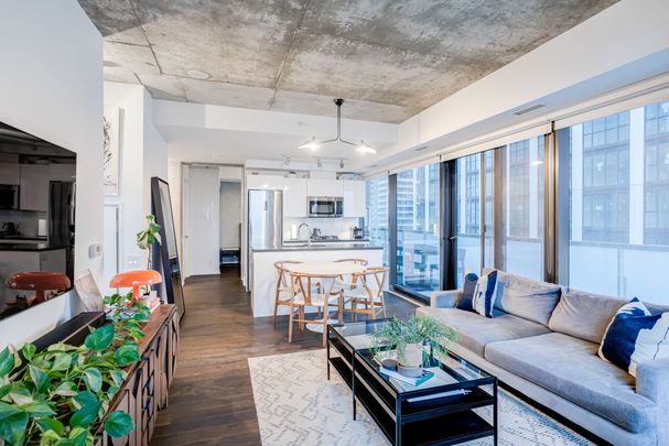 For Lease - 11 Charlotte Street Unit# 2002, Toronto, Ontario - Photo 1