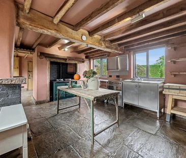 4 bedroom barn conversion to rent - Photo 2
