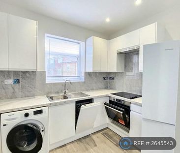 3 bedroom maisonette to rent - Photo 1