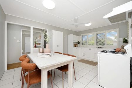 Beautifully Updated Home with Modern Comforts - Photo 5