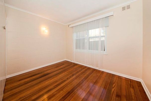 Convenience Plus! - Photo 1