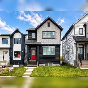 4 Bed 3 Bathroom Detached House Calgary - Photo 3