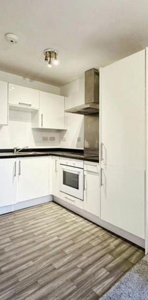 1 bedroom flat to rent - Photo 1