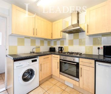 4 bedroom house to rent Jubilee Road, Southsea, PO4 - Photo 2