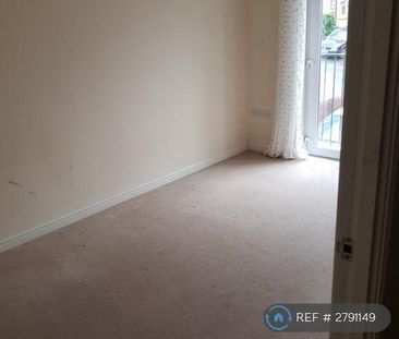 4 bedroom semi-detached house to rent - Photo 4