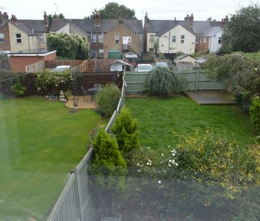 Town house to rent on - Photo 3