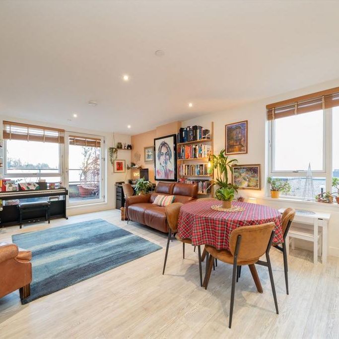 2 bedroom flat to rent - Photo 1