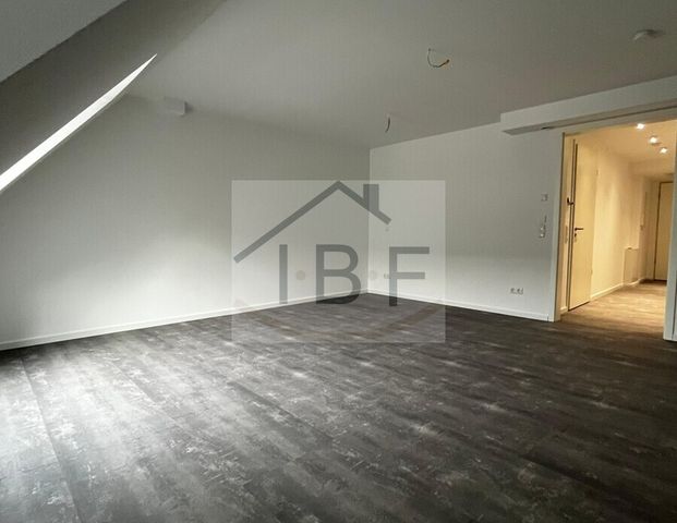 Zentrale, 1-Zimmer-Wohnung mit Aufzug in Siegens Innenstadt - Photo 1