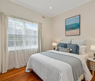 38 Bentley Street, Surrey Hills VIC 3127 - House For Rent | Domain - Photo 3