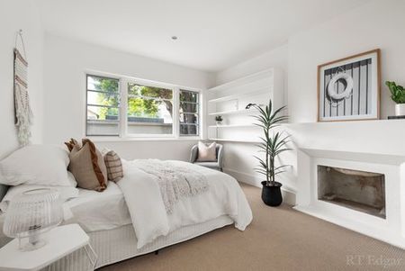 Thinking of selling? Contact our agent - Photo 2