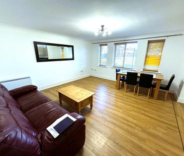 2 bedroom apartment to rent - Photo 3