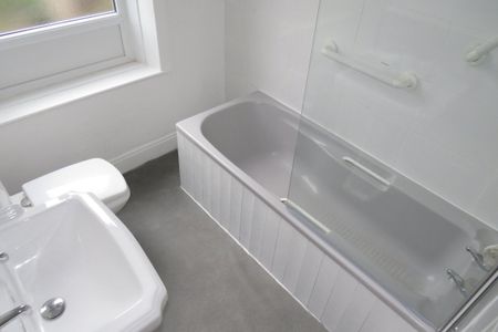 Skircoat Road - Photo 4