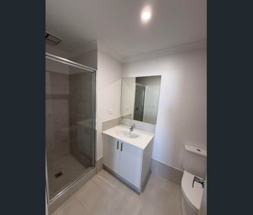 6b Gambier Gr, Eglinton, WA 6034 - Photo 1