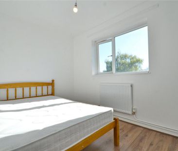 4 bedroom semi-detached house to rent - Photo 5