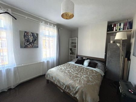 35 Trevor Street, Holywood, BT18 9NA - Photo 3