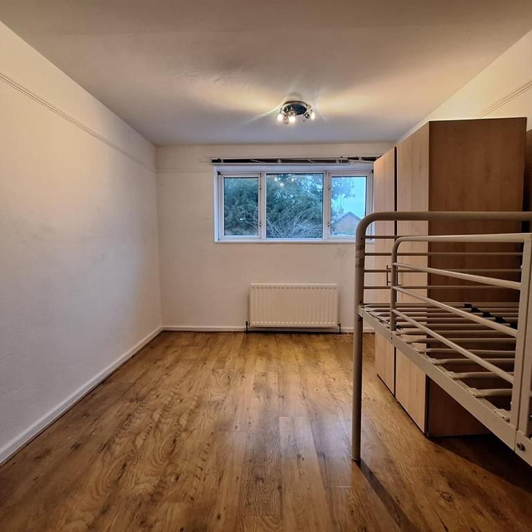 3 bedroom house to rent - Photo 1