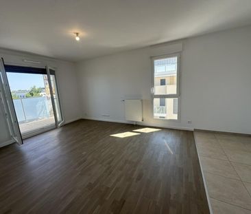 location Appartement T3 DE 62.4m² À ELANCOURT - Photo 1