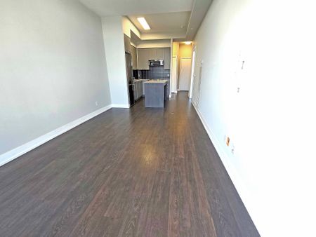 For Lease - 9471 Yonge Street Unit# 731, Richmond Hill, Ontario - Photo 3