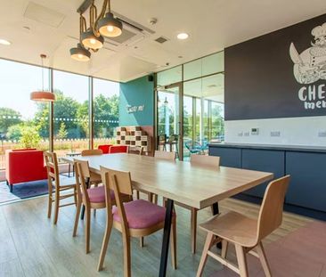 Luxury Studio / Luxury Studio Riverview - Photo 5