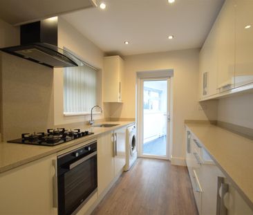 The Furrows, Harefield, UB9 - Photo 1