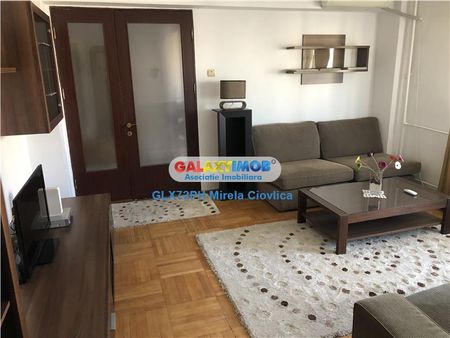 Inchiriere apartament 2 camere Ultracentral Piata M.Viteazul Ploiesti - Fotografie 2
