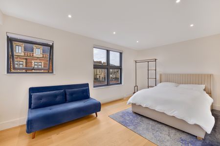 An exquisite, characterful residence in Notting Hill - Photo 2