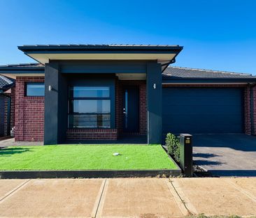 3 Bedroom Family Home for Rent in Rockbank – Modern Living Close to... - Photo 5