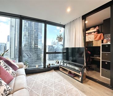 2201/70 Southbank Boulevard - Photo 2