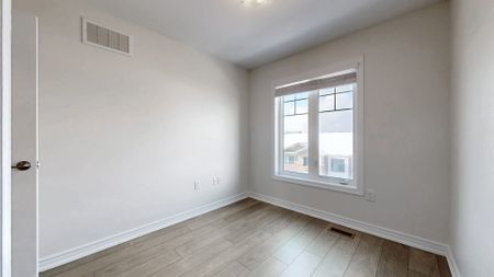 For Lease - 18 Hibiscus Lane, Hamilton, Ontario - Photo 4