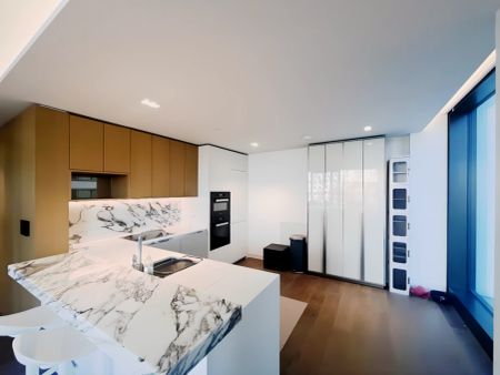 1 Bedroom 1 Bathroom - Photo 2