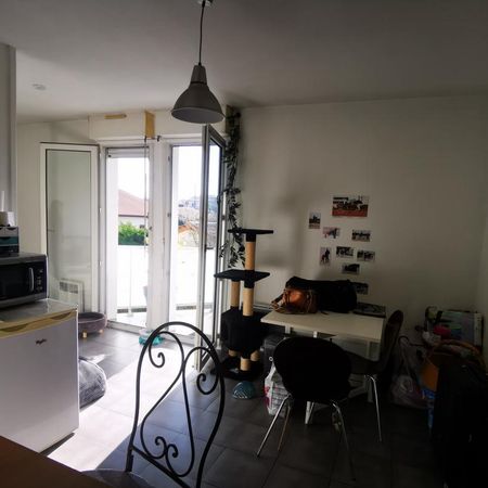 Location Appartement 1 pièce 30m² PESSAC 33600 - Photo 3