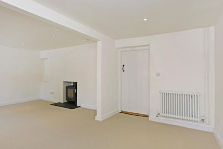3 bedroom cottage to rent - Photo 2