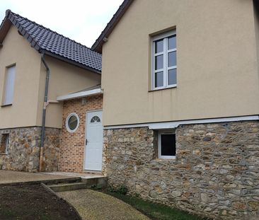 Location Maison 4 pièces 81m² - Photo 1
