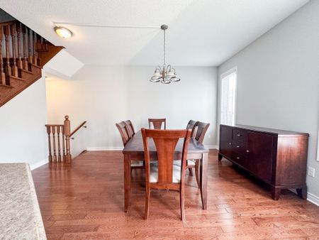 For Lease - 21 Fitzroy Avenue, Markham, Ontario - Photo 4