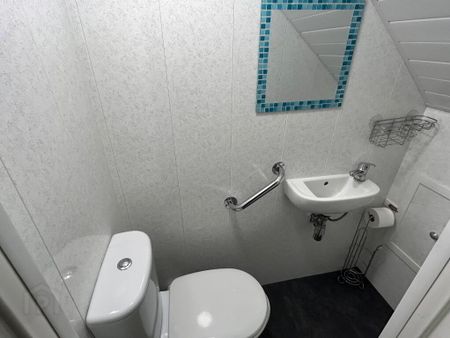 17 Manna Grove, Belfast, BT5 6AJ - Photo 3