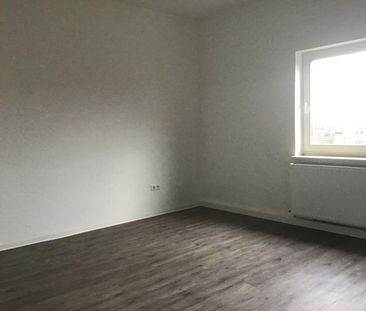 Stop! Gut geschnittene 2-Zimmer-Wohnung in Stadtlage - Photo 1