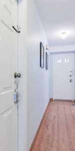 Townhouse for rent - Photo 4