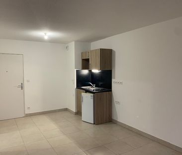 Location Appartement 2 pièces 38m² JUVIGNAC 34990 - Photo 4