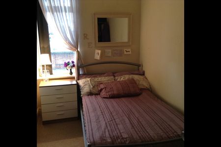 4 Bed Terraced House, Moseley Road, M14 - Photo 3