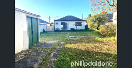 RENOVATED 3 BEDROOM HOME......... - Photo 5