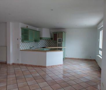 Location Appartement 3 pièces 75m² - Photo 4