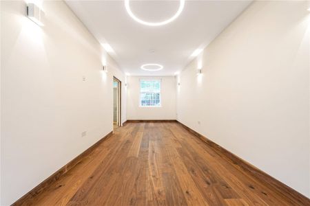A stunning, recently refurbished two bedroom house a stone's throw away from Paddington Gardens. - Photo 4