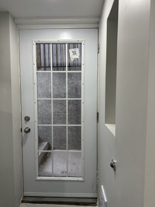 For Lease - 4468 Ashley Avenue, Mississauga, Ontario - Photo 1